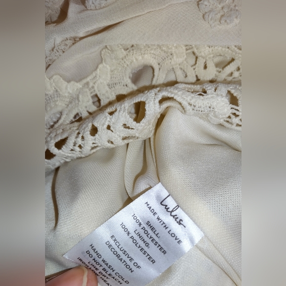 Lulu's Lust Or Love Cream Embroidered Lace Long Sleeve Dress size medium - Picture 7 of 13
